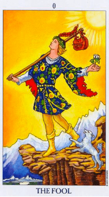 Carta El Loco del tarot Rider-Waite mostrando a un joven caminando al borde de un precipicio con una rosa blanca y un perro a su lado.