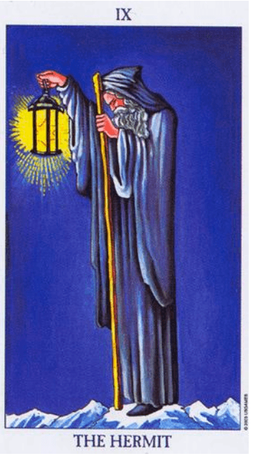 Carta El Loco del tarot Rider-Waite mostrando a un joven caminando al borde de un precipicio con una rosa blanca y un perro a su lado.