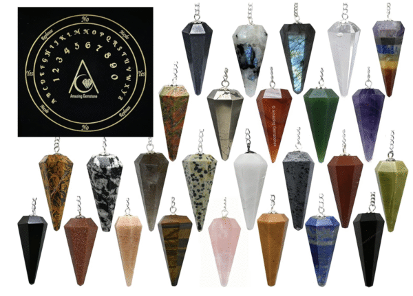 Image 11-19-25 at 15.44 Péndulo de Cristal 11 Piezas – Set Mágico de Gemas Naturales con Tablero de Radiestesia